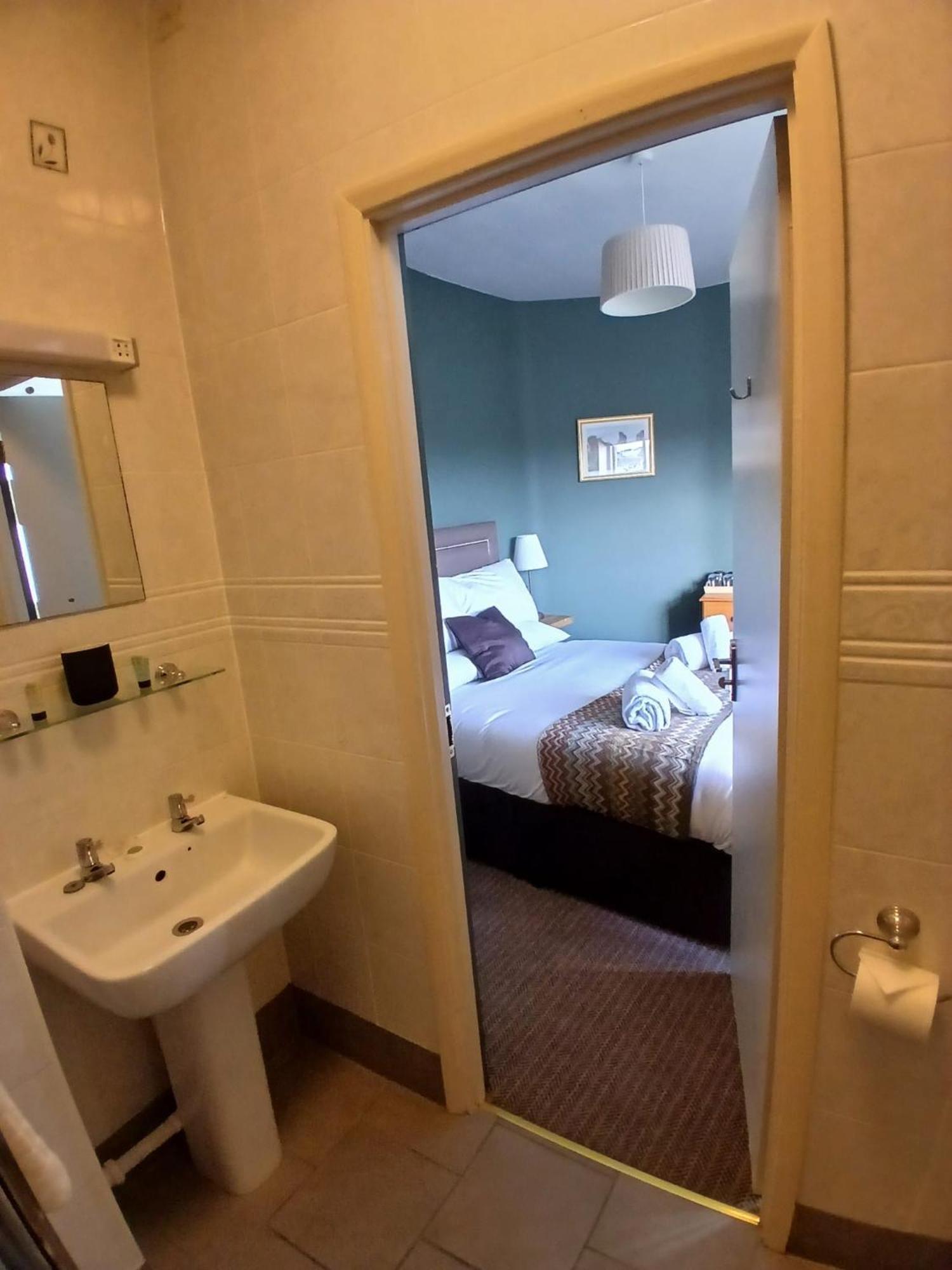 The Whod A Thought It Bed and Breakfast Glastonbury Buitenkant foto